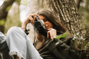Top 6 Zodiac Signs Women Who Love Wildlife Photography